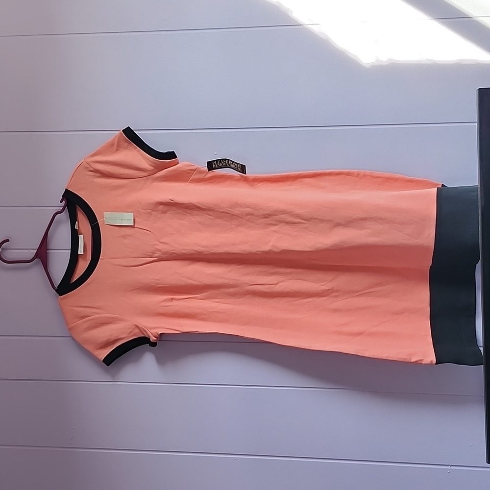 New York and Company Women's M pikk and black short sleeved dress. NWT.